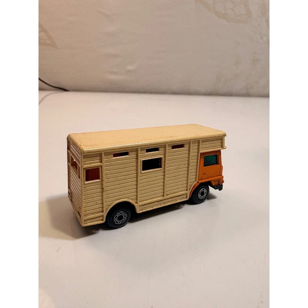 Vintage Matchbox Horse Trailer Truck and Two Deer‎ Toy Lot
